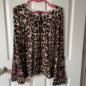 Women’s INC Lightweight Leopard Sweater Top Size MEDIUM